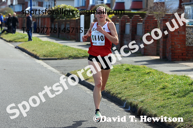 Senior womens Northern 6 Stage Road Relay, 2025 Northern 12 and 6 Stage Road Relays and Junior 5k, Redcar. Photo: David T. Hewitson/Sports for All Pics